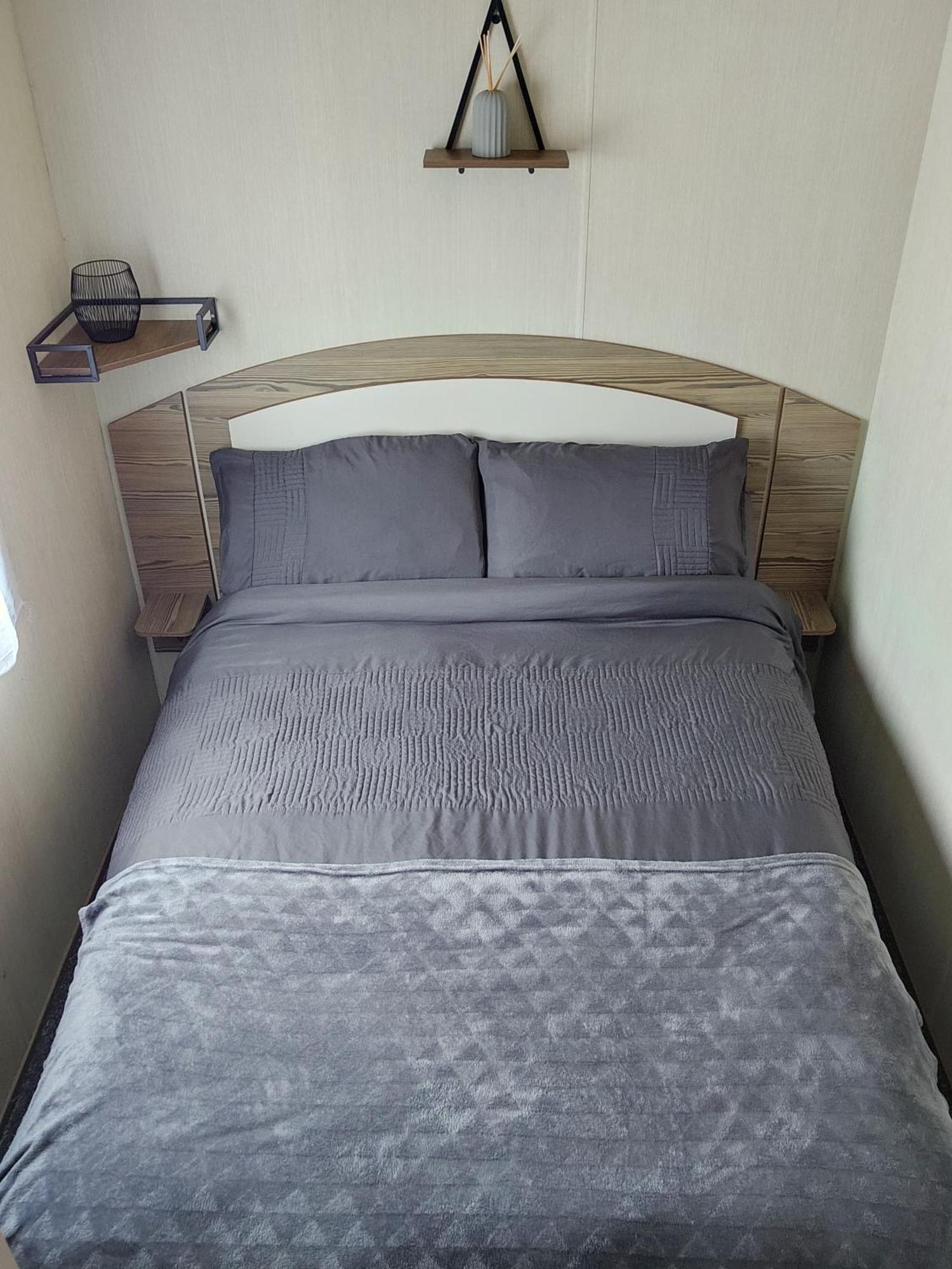 Blue Dolphin Holiday Park Gristhorpe ภายนอก รูปภาพ